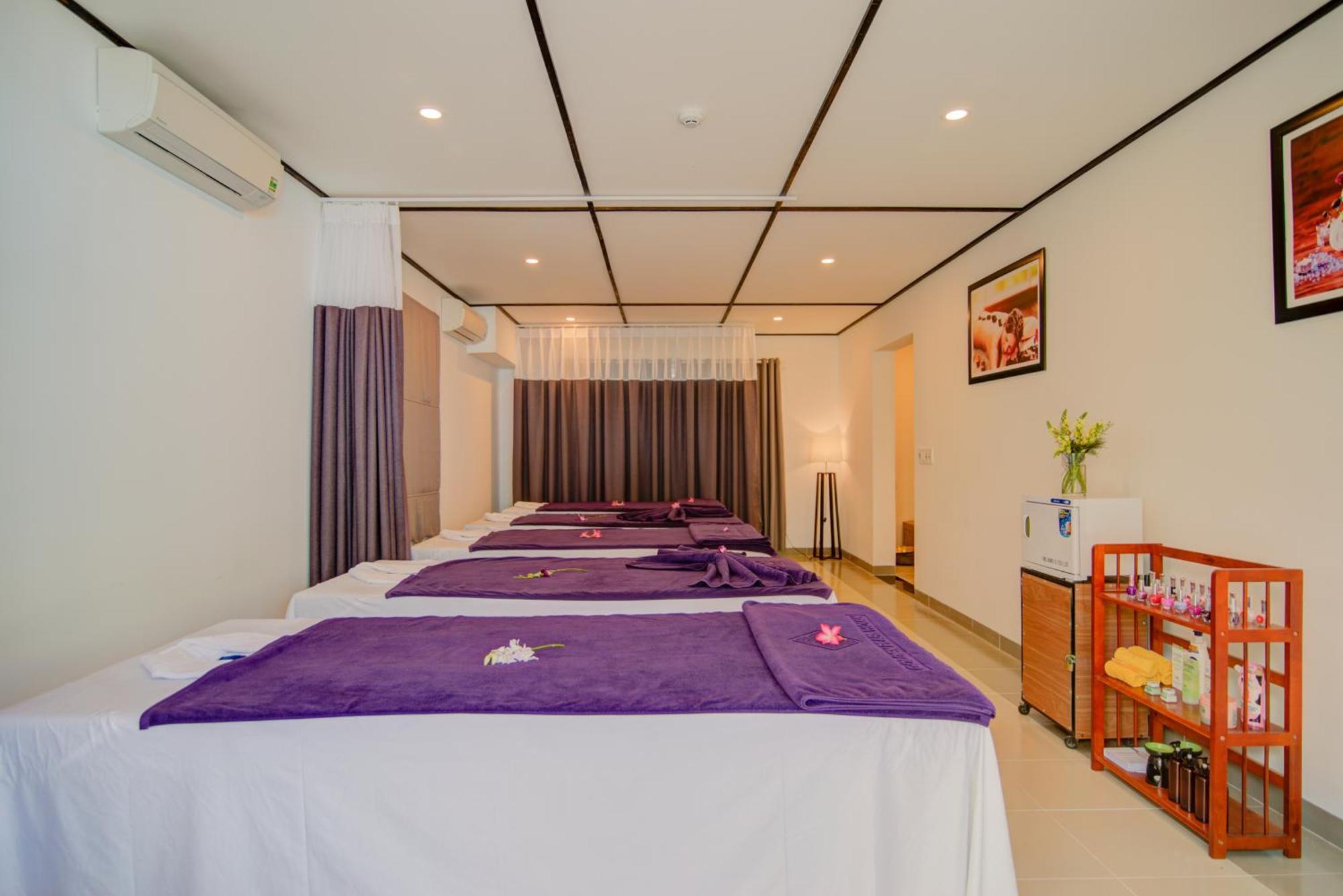 White Lotus Hotel Hoian Хоян Екстер'єр фото