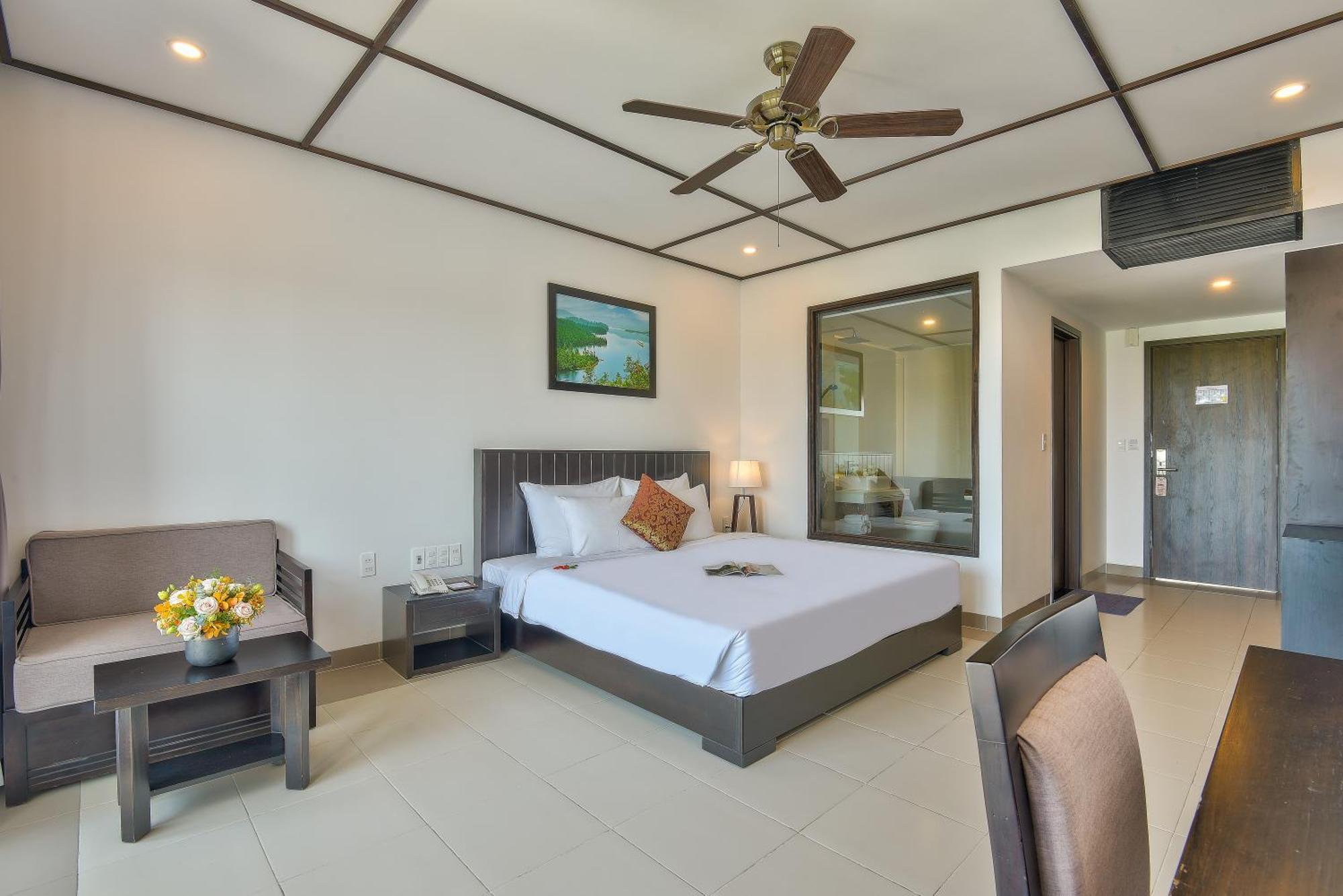 White Lotus Hotel Hoian Хоян Екстер'єр фото